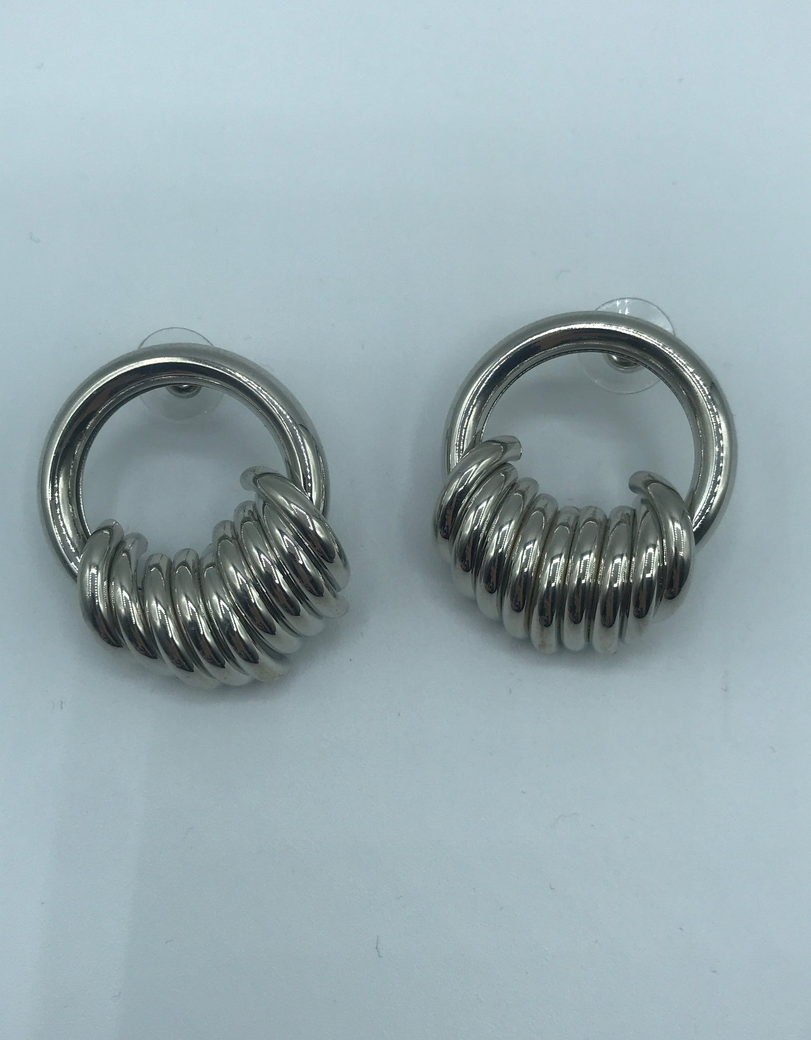 String ring earrings